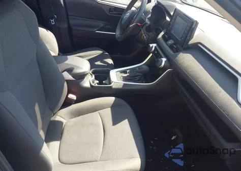 2019 Toyota Rav4 Le z USA, uszkodzony, nr VIN 2T3G1RFV4KC025969